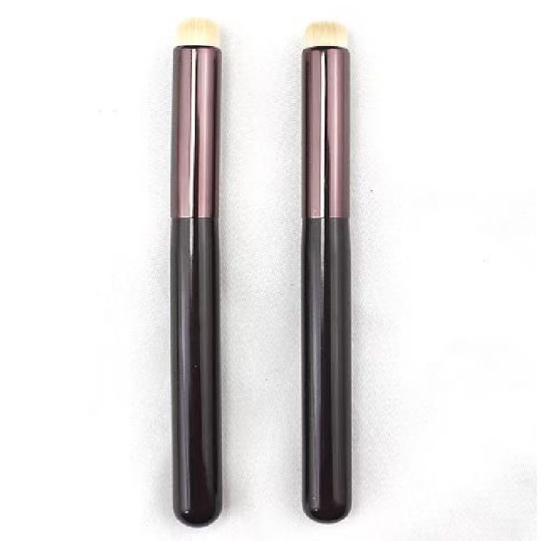 Baoli makeup brush net red beauty tool lipstick brush multi-function concealer brush mini round head lip brush wholesale